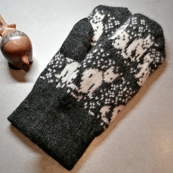 Mens mittens sale wool