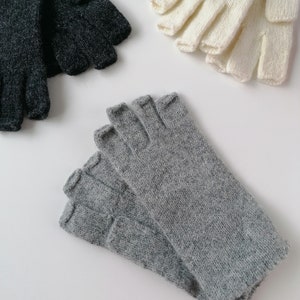 Womens Lambswool Fingerless Gloves in minimalist style, half fingers gloves Gray