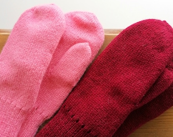 Pink or red knitted wool mittens, soft lamb wool with wool lining inside, keeps your hand warm. Plain elegant model, gift for her