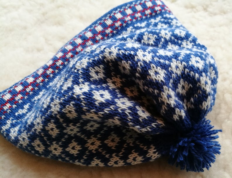 Bonnet nordique traditionnel en tricot : bonnet d'hiver pour hommes à motif ethnique offrant style classique et chaleur image 2