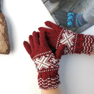 Fair isle gloves womens with nice lacy cuff, gift for her