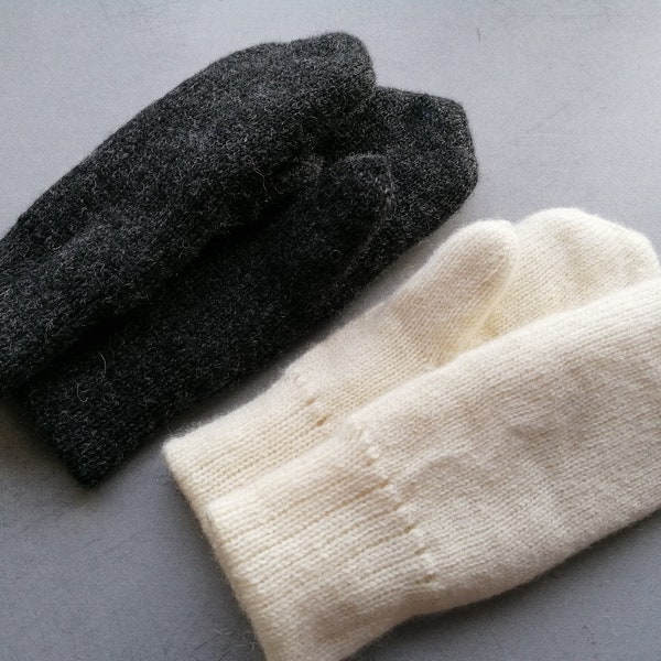 Knit wool mittens, soft lamb wool with wool lining inside, keeps your hand warm. Plain elegant model, gift for her or for him