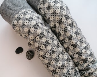 Fair Isle leg warmers, long model, finely knitted small star pattern grey, dark grey and white combination, good for walking. Gift for her.