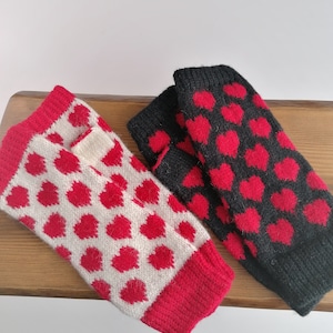 Heart arm warmers for women, knitted wool fingerless gloves, warm texting gloves without fingers. Soft and cozy