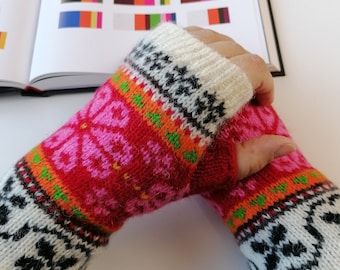 Arm cuffs, knitted wool fingerless gloves, nice Muhu pattern, warm texting gloves without fingers. Soft and cozy