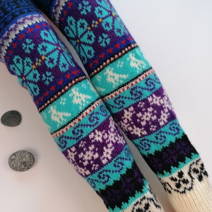 Chic Muhu Pattern Wool Knitted Leg Warmers: Blue Model with Multicolor Pattern - Luxurious Clothing Accessories, Perfect Gift for Her