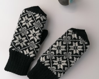 Schwarze-Weisse gestrickte Fäustlinge, Flauschige Handschuhe, Estnische Strickwaren,  Frau Zubehör im , Schneeflocke Muster