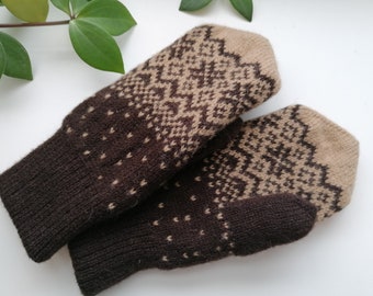 Beige mittens, finely knitted wool accessories, brown-beige nordic star pattern, warm wool mittens, gift for her