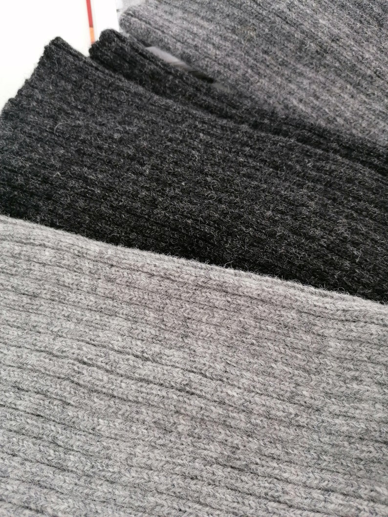 Elegantes perneras largas de canalé para mayor comodidad y estilo, perneras de punto de lana para el invierno, modelo unisex, prendas de calentamiento en invierno imagen 6