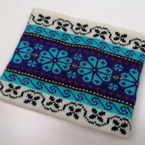 Fair isle neck warmer, Muhu pattern, colorful snood, nice cowl for wintertime, real eyecatcher. Gift for her