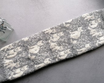 Cat pattern wool leg warmers, finely knitted kitty leggins,grey and white pattern combination, for pet lovers