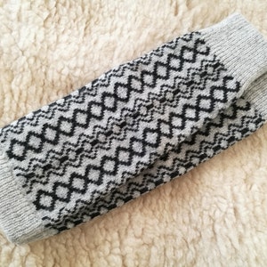 Knit leg warmers, nordic star wool leg warmers, graphic stripy pattern, fair isle pattern, gift for her, wool boot cuffs