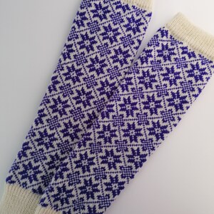 Fair Isle leg warmers, white leggins with nordic star pattern in accent colour, good for walking in a wintertime, wool boot cuffs. image 6