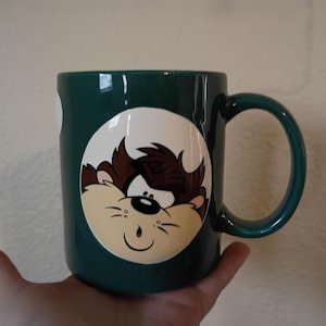 1997 Warner Bros Studios Tazmanian Devil Taz Coffee Mug Green