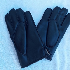 Pair of Vintage Mens Size Large Winter Gloves Black