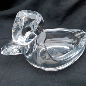 1940&#39;s Duncan and Miller Pall Mall Duck Shaped Clear Glass Ashtray