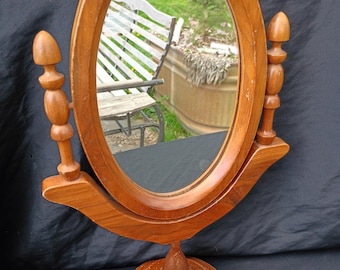 Espejo de tocador ovalado giratorio de madera con pedestal vintage para afeitarse