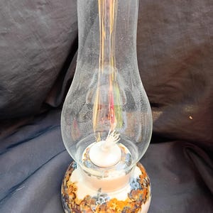 Vintage Keramik Öllampe mit Glaskamin Signiert shiply
