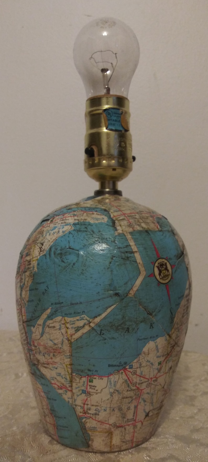 Small Accent Artisan Made Michigan Map 9 Table Lamp