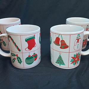Set of 4 Vintage Christmas Coffee Mugs Santa Candy Canes Ceramic Mugs