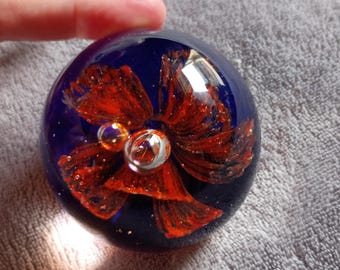 Vintage Blown Art Glass Paperweight Red Flower Blue Base Controlled Bubble 2"