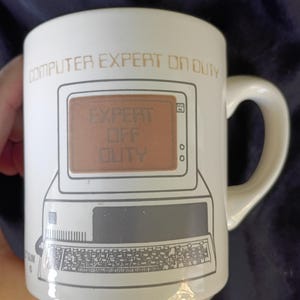 コンピュータープログラマー勤務中 1980年代 コーヒーカップ マグカップ