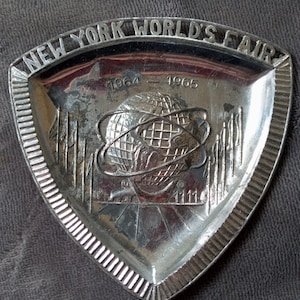 Vintage 1964-65 New York World&#39;s Fair Steel Dish