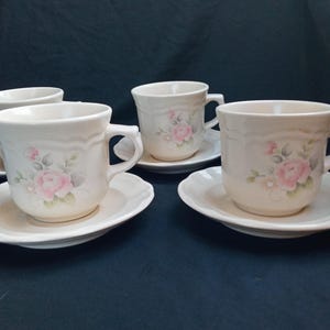 Set of Four Vtg Pfaltzgraff Tea Rose Stoneware Tea or Coffee Cups Mugs with Saucers