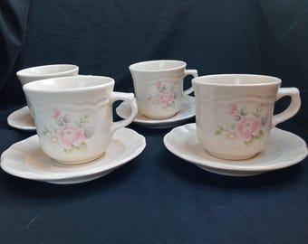 Set of Four Vtg Pfaltzgraff Tea Rose Stoneware Tea or Coffee Cups Mugs with Saucers