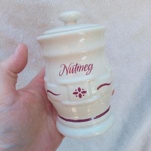 Longaberger Woven Traditions Pottery NUTMEG Spice Jar Traditional Red USA