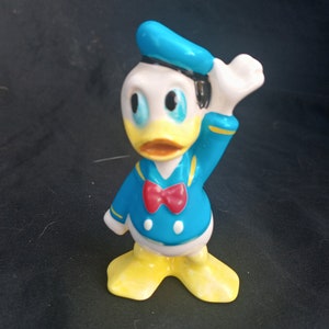 Vintage 3&quot; Tall Walt Disney Productions Donald Duck Ceramic Figurine