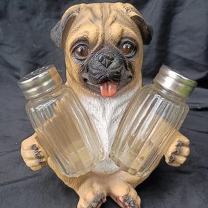 Adorable Hugging Tan Pug Dog Decorative Glass Salt Pepper Shakers Holder