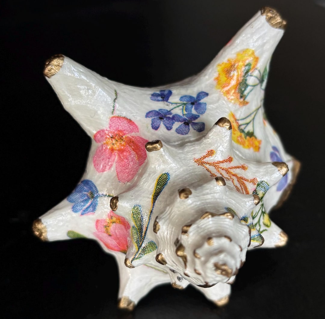 Decoupaged Conch Shell With Blue and White Chinoiserie Floral Pattern ...