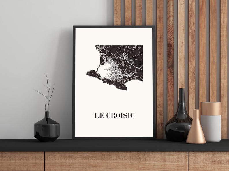 Carte du Croisic graphisme épuré, Décoration style Croisic, Cadeau souvenir croisic, Affiche style scandinave, Affiche amoureux croisic, Affiche croisic, Décoration minimaliste, Poster couleur ardoise à accrocher, Décoration murale tendance, Décoration réalisée par un créateur, Cadeau homme, Cadeau papa, Cadeau maman, Cadeau de noel, Décoration noir et blanc, Cadeau idéal homme, Cadeau idéal femme, Cadeau unique, Cadeau personnalisé, Cadeau anniversaire, Cadeau de rencontre, Cadeau de mariage,