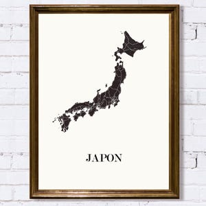 Carte du japon graphisme épuré, Décoration style japonais, Cadeau souvenir japon, Affiche style scandinave, Affiche amoureux japon, Affiche japon, Décoration minimaliste, Poster couleur ardoise à accrocher, Décoration murale tendance, Décoration réalisée par un créateur, Cadeau homme, Cadeau papa, Cadeau maman, Cadeau de noel, Décoration noir et blanc, Cadeau idéal homme, Cadeau idéal femme, Cadeau unique, Cadeau personnalisé, Cadeau anniversaire, Cadeau de rencontre, Cadeau de mariage
