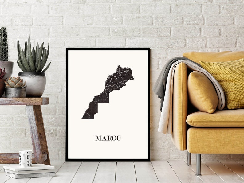 Carte du Maroc graphisme épuré. Décoration minimaliste. Poster couleur ardoise à accrocher. Décoration murale tendance. Décoration réalisée par un créateur. Décoration style scandinave. Affiche pour les amoureux du Maroc. Affiche du Maroc.