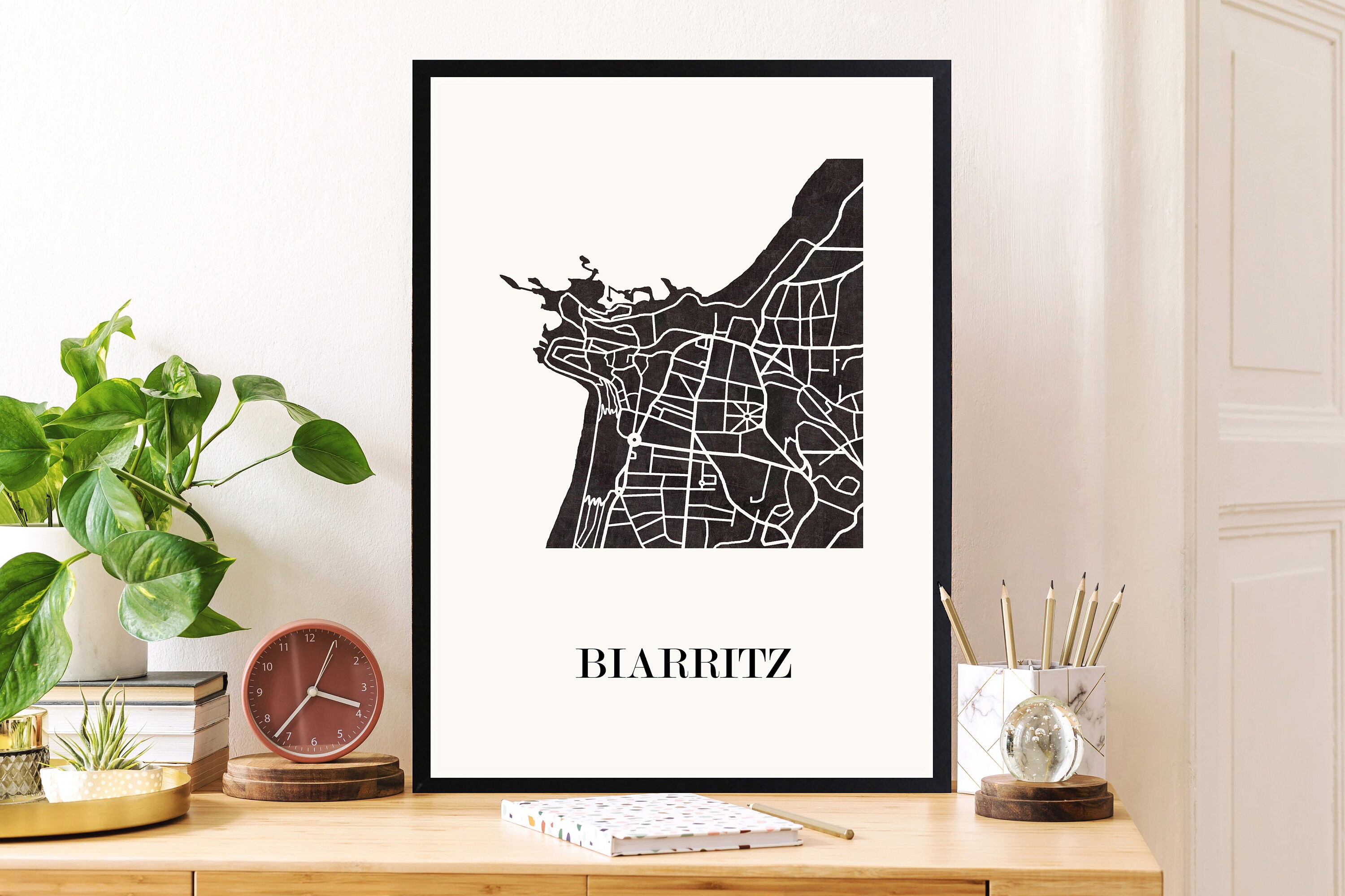 Carte Design de Biarritz Pour Décoration, Cadeau Personnalisé, Fête Des Mères