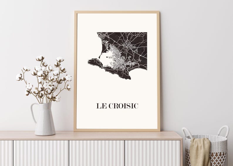 Carte du Croisic graphisme épuré, Décoration style Croisic, Cadeau souvenir croisic, Affiche style scandinave, Affiche amoureux croisic, Affiche croisic, Décoration minimaliste, Poster couleur ardoise à accrocher, Décoration murale tendance, Décoration réalisée par un créateur, Cadeau homme, Cadeau papa, Cadeau maman, Cadeau de noel, Décoration noir et blanc, Cadeau idéal homme, Cadeau idéal femme, Cadeau unique, Cadeau personnalisé, Cadeau anniversaire, Cadeau de rencontre, Cadeau de mariage,