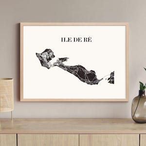Carte ile de ré graphisme épuré, Décoration style rethais, Cadeau souvenir ile de ré, Poster couleur ardoise ile de ré, Affiche amoureux ile de ré, Affiche ile de ré, Affiche style scandinave, Décoration minimaliste, Décoration murale tendance, Décoration bureau entreprise, Cadeau homme, Cadeau papa, Cadeau maman, Cadeau de noel, Décoration noir et blanc, Cadeau idéal homme, Cadeau idéal femme, Cadeau unique, Cadeau personnalisé, Cadeau anniversaire, Cadeau rencontre, Cadeau mariage personnalisé