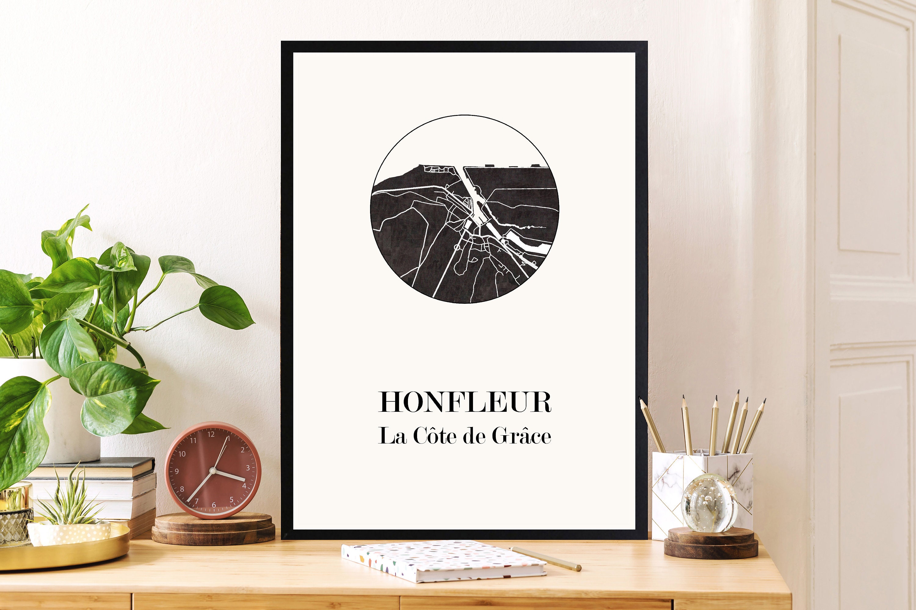 Carte Design de Honfleur Pour Décoration, Cadeau Personnalisé, Fête Des Mères