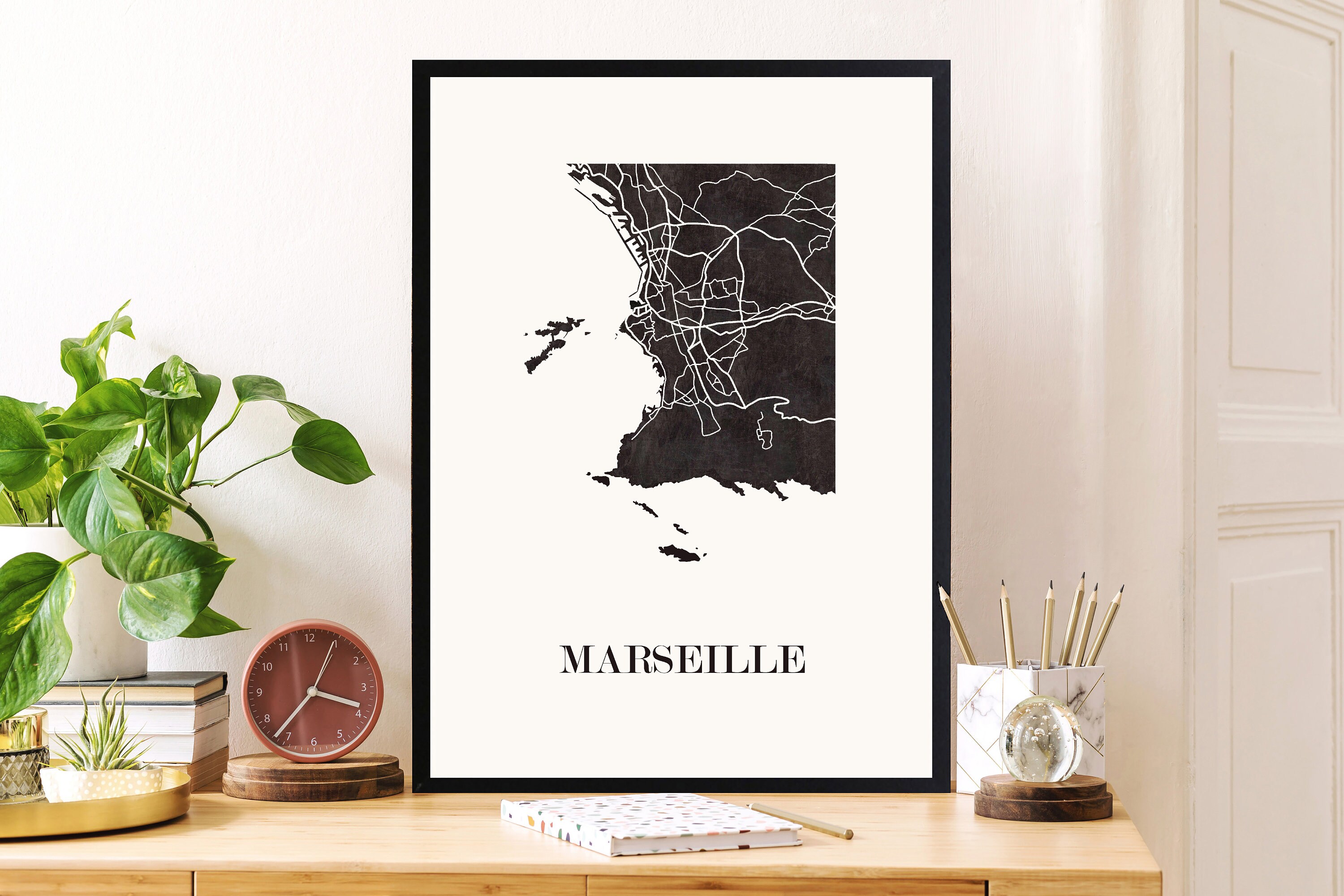 Carte Design de Marseille Pour Décoration, Cadeau Personnalisé, Fête Des Mères