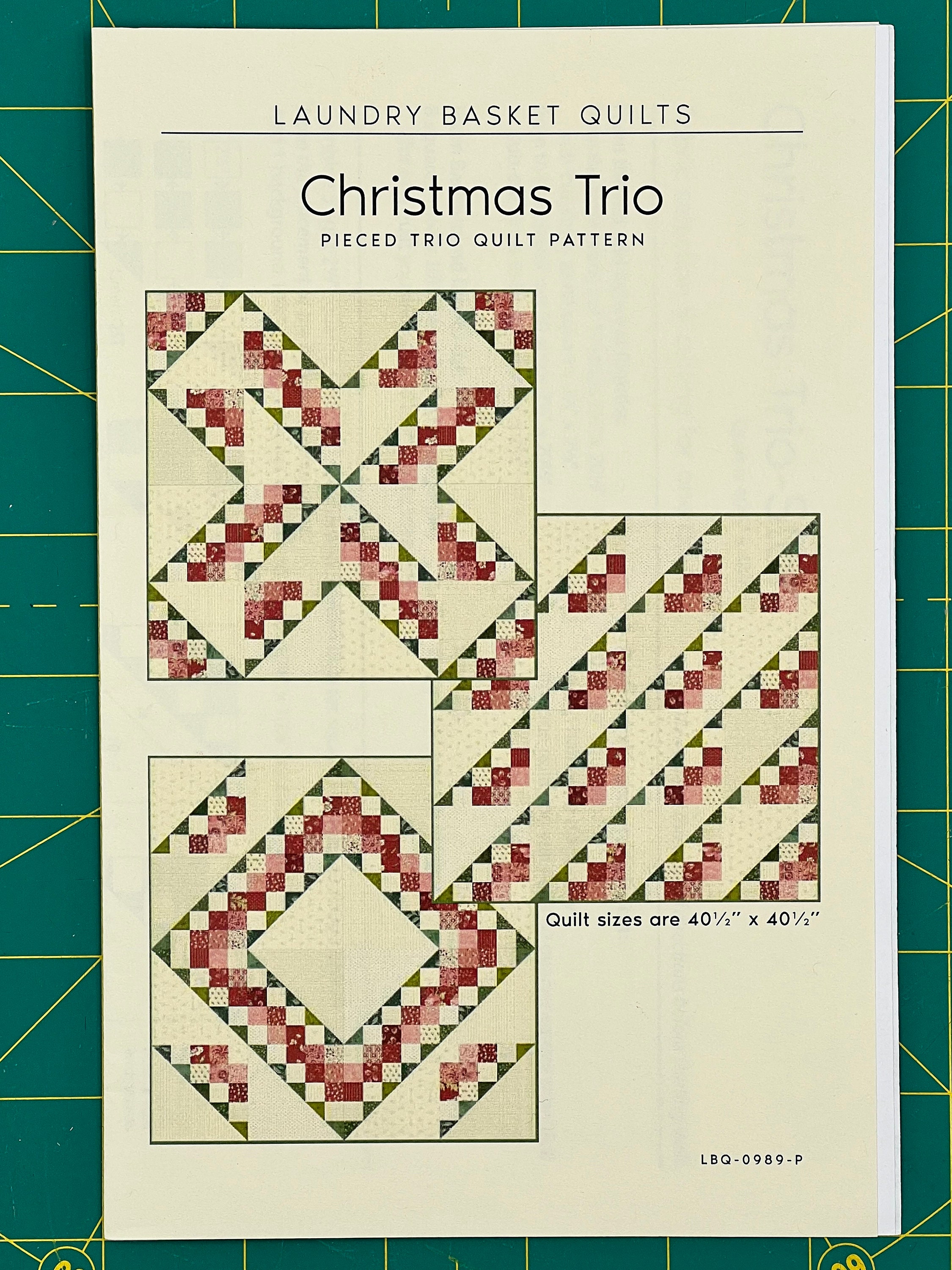 Christmas Trio Pieced Quilt Pattern Christmas Trio Pieced Quilt Pattern