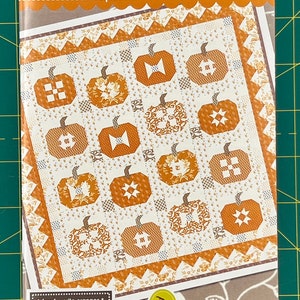 Pumpkins and Cream Fig Tree Quilt Pattern image 2