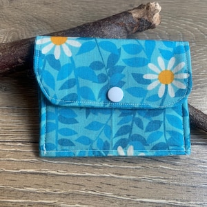 Porte-monnaie marguerite, petit porte-monnaie, porte-cartes, porte-monnaie marguerite, portefeuille marguerite, impression marguerite, cadeau marguerite, porte-bon d'achat, porte-monnaie enfant, porte-monnaie fleur