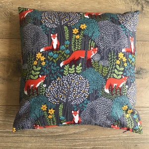 Fox cushion cover only, Fox decor, fox pillow, fox print, housewarming gift, new home gift, pretty cushion, Fox gift, woodland cushion