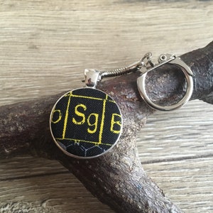 Periodic table keyring, periodic table keychain, science keyring, science keychain, chemistry keychain/keyring, geek gift, nerd gift