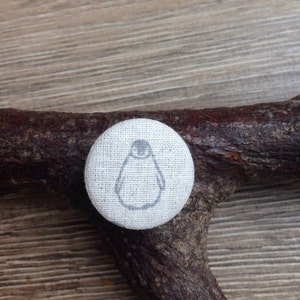 Penguin badge, penguin pin, penguin button, penguin gift, stocking filler, advent calendar filler
