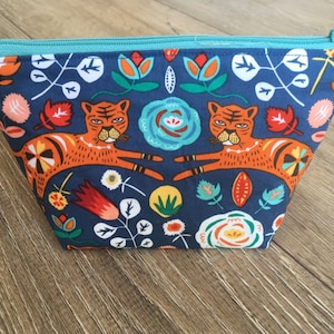 Tiger bag, tiger print, tiger gift, zip bag, teacher gift, small make up bag, Mother&#39;s Day, tiger lover gift, sanitary bag, essential bag