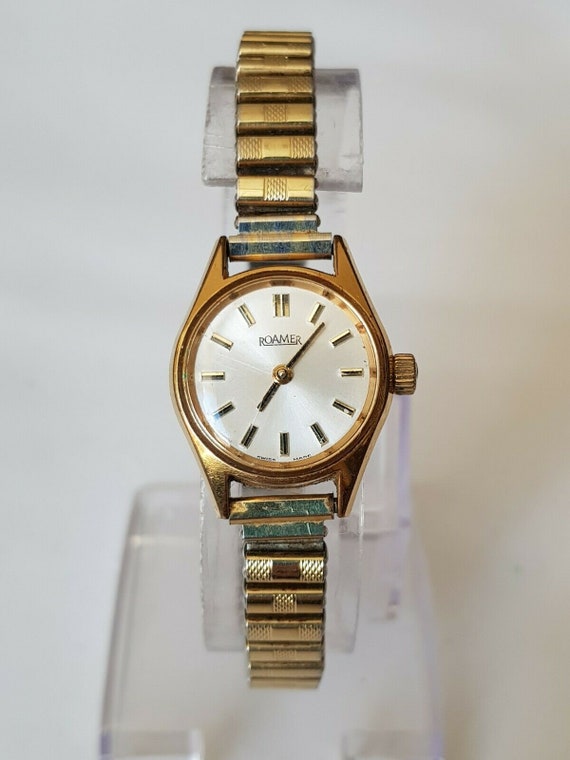 Vintage Roamer Swiss Made Ladies Mecahnical Watch Gem