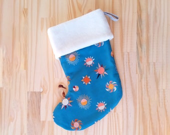 Chaussette de Noël motif Soleils graphiques - décoration pour Noêl - tissu tons bleu, orange, corail, jaune